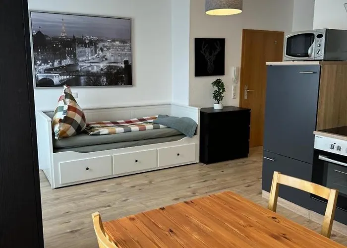 Apartment, 2p, Wifi, Kueche, Modern, Ruhig, Zentral 公寓 开姆尼茨