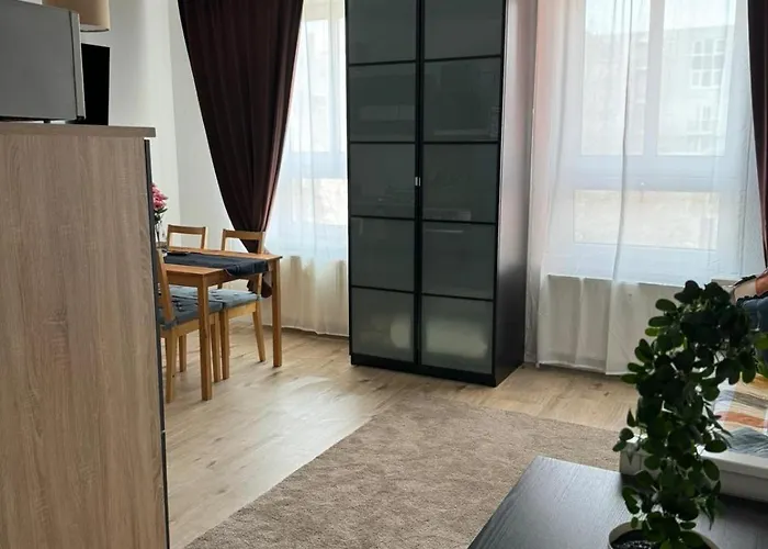 公寓 Apartment, 2p, Wifi, Kueche, Modern, Ruhig, Zentral 开姆尼茨